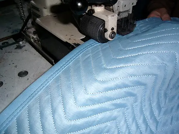 Heavy-Duty Furniture Moving Blankets