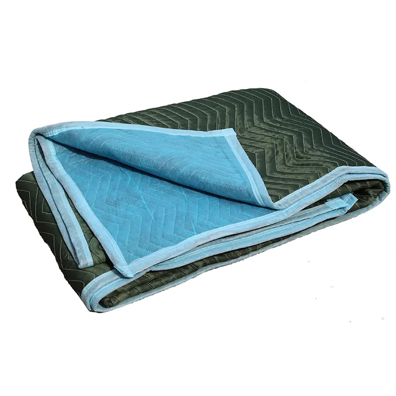 Chăn bảo vệ và loại bỏ đồ nội thất bằng polyester